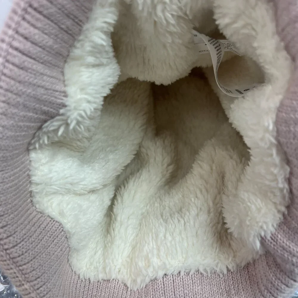 Lululemon 3 piece beanie & glove set tan beige cozy chunky-knit pink mittens fur